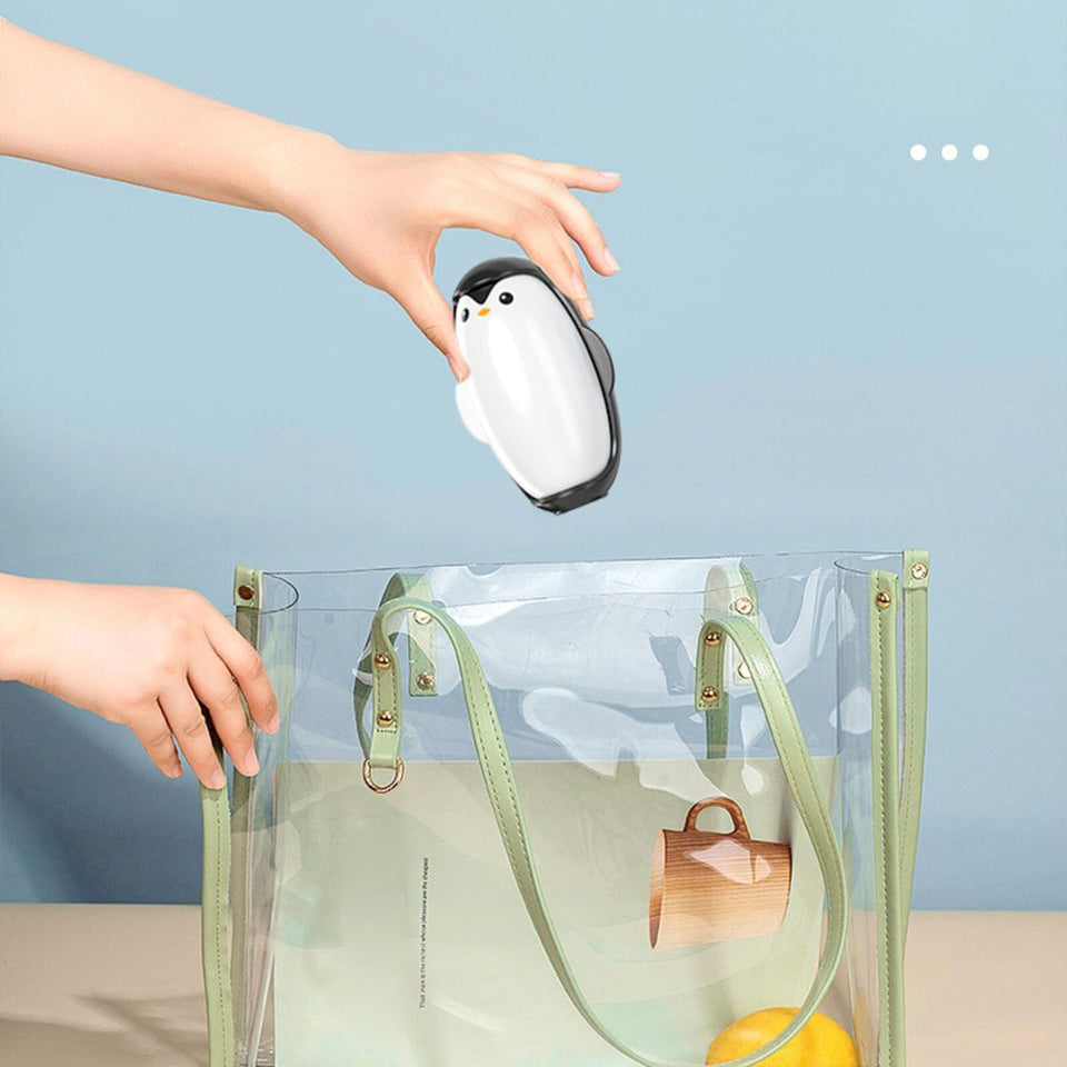 Reusable Lint Roller Ball Penguin Shape Portable Lint Ball Remover for Travel