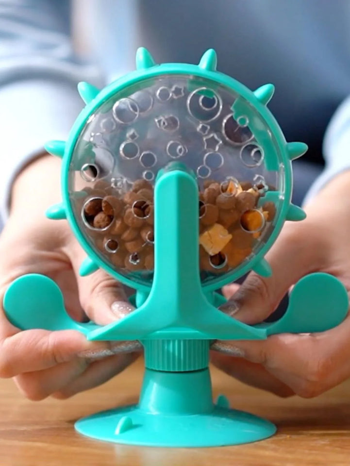 Interactive windmill spinning toy with feeder battery free